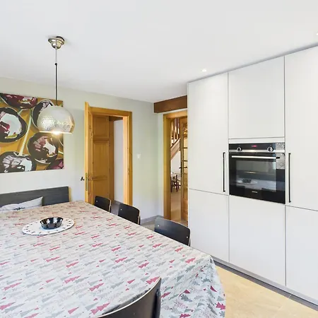 ⁂⁂ Le Pres Au Cerf Cledicihome 2 Steps From The Lispach // Private Toboggan Run! Snowshoe Departure ⁂⁂ *