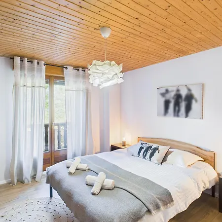 ⁂⁂ Le Pres Au Cerf Cledicihome 2 Steps From The Lispach // Private Toboggan Run! Snowshoe Departure ⁂⁂ *