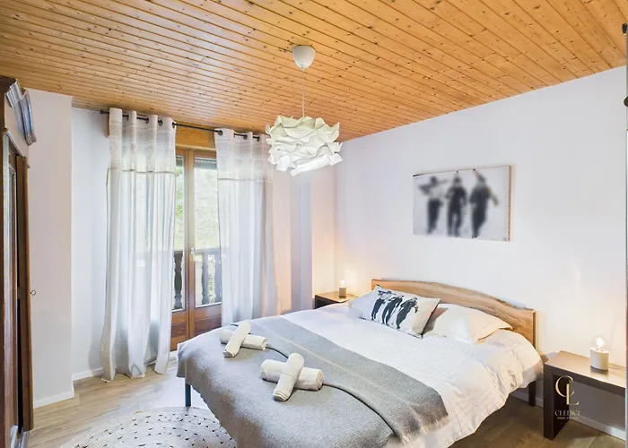 ⁂⁂ Le Pres Au Cerf Cledicihome 2 Steps From The Lispach // Private Toboggan Run! Snowshoe Departure ⁂⁂ *